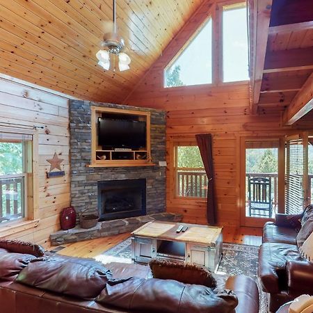 Вилла Triple Mountain View Гатлинбург Экстерьер фото