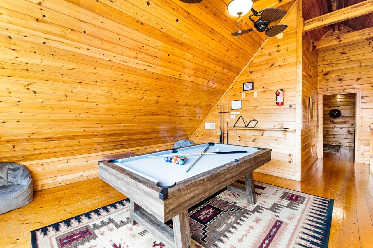 Вилла Triple Mountain View Гатлинбург Экстерьер фото