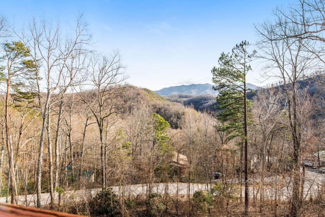 Вилла Triple Mountain View Гатлинбург Экстерьер фото