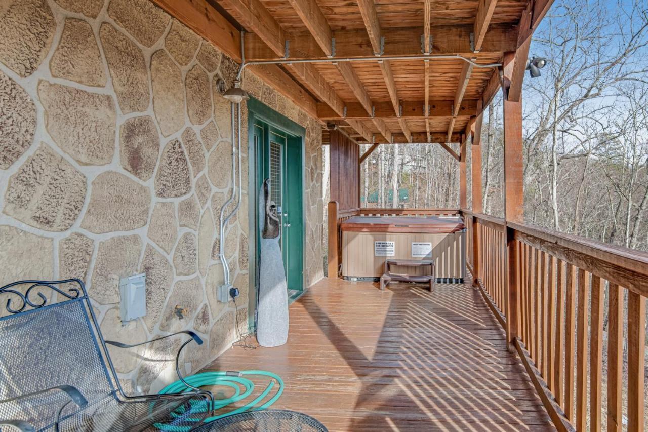 Вилла Triple Mountain View Гатлинбург Экстерьер фото