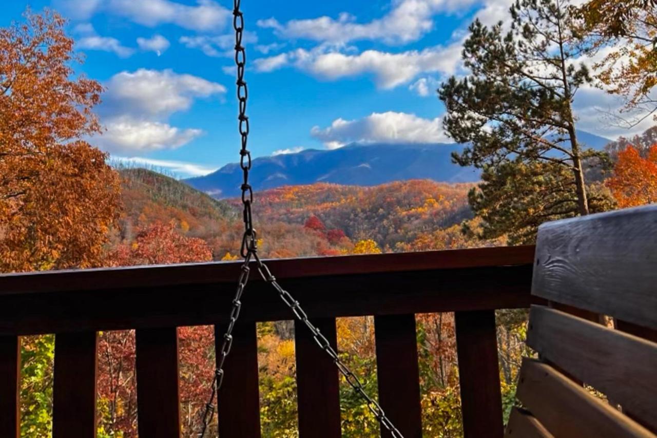 Вилла Triple Mountain View Гатлинбург Экстерьер фото